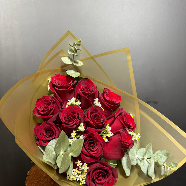 12 Rosas Ecuatorianas Deluxe
